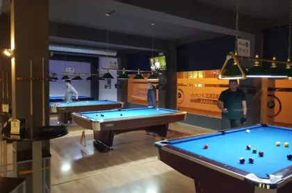 Strike Pool Club de Billar